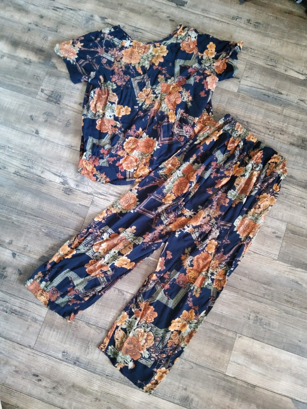 80s/90s Floral Navy Wide-Leg Top And Pants Set Cabbage Rose Navy & Terracotta